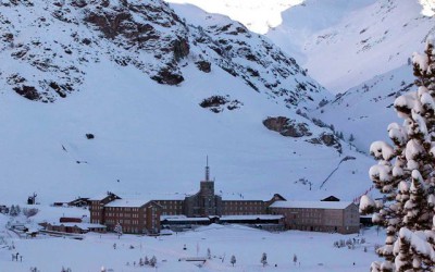 Estación de esquí y Santuario en la Vall de Núria